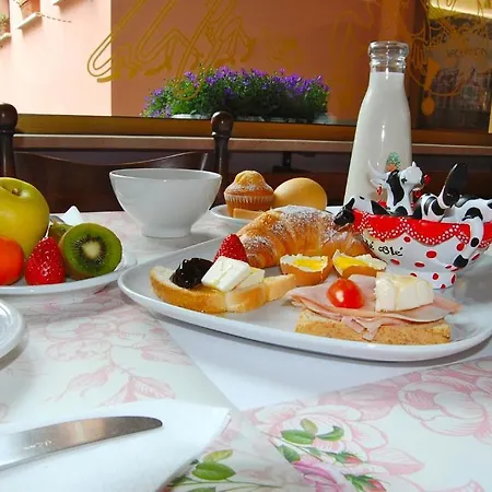Visconti Hotel 3*